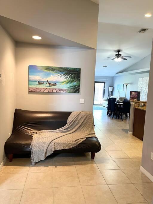 Debbie'S 3-Bedroom Apartment In A Duplex Cape Coral Luaran gambar