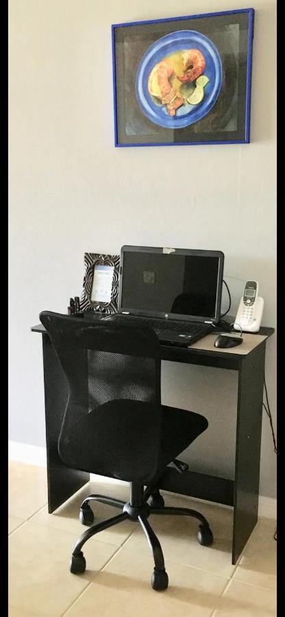 Debbie'S 3-Bedroom Apartment In A Duplex Cape Coral Luaran gambar